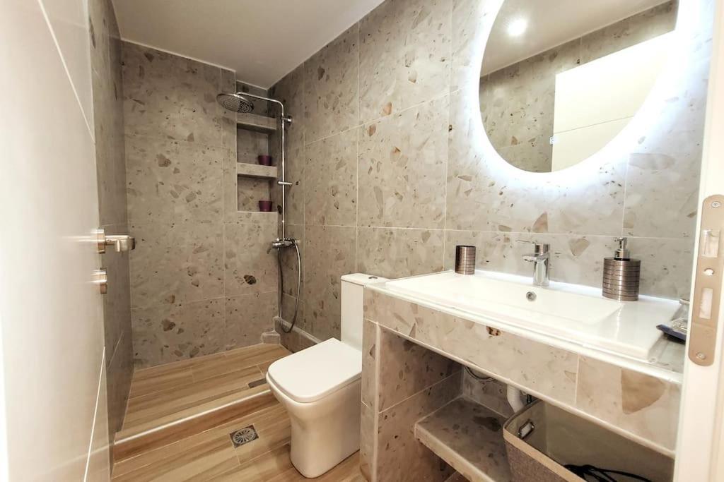 Acropolis Thisio Apartment 2 Bedrooms 2 Bathrooms Афины Экстерьер фото