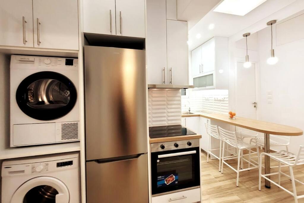 Acropolis Thisio Apartment 2 Bedrooms 2 Bathrooms Афины Экстерьер фото