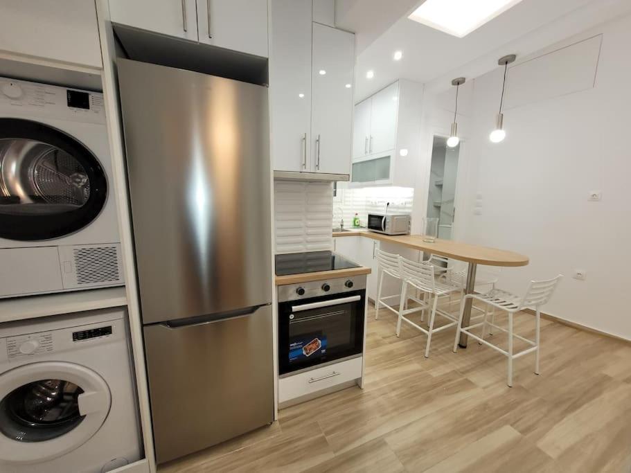 Acropolis Thisio Apartment 2 Bedrooms 2 Bathrooms Афины Экстерьер фото